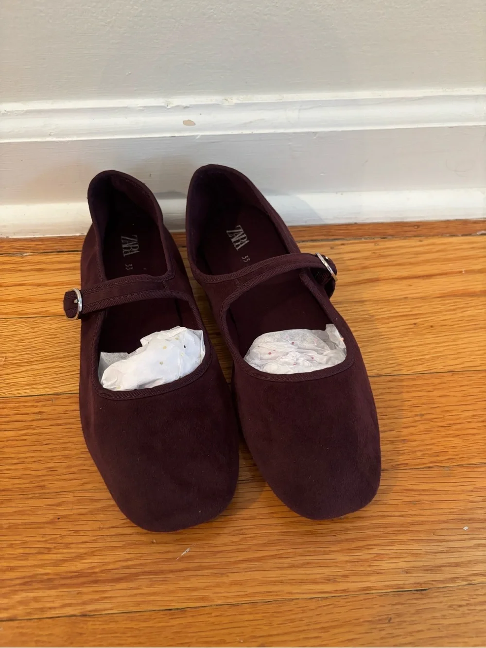 Zara burgundy suede Mary Jane flats size 33 (1.5- 2 US)